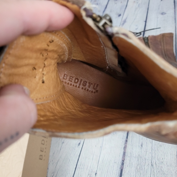 BED STU | Anabelle distressed leather lace-up heel side zip wedge boots - Picture 9 of 10